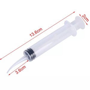 Medical disposable dental irrigation syringe